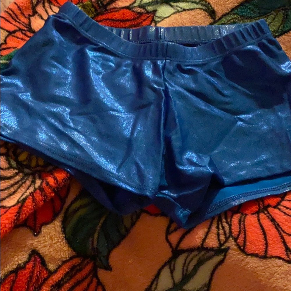 Booty shorts - Picture 2 of 2